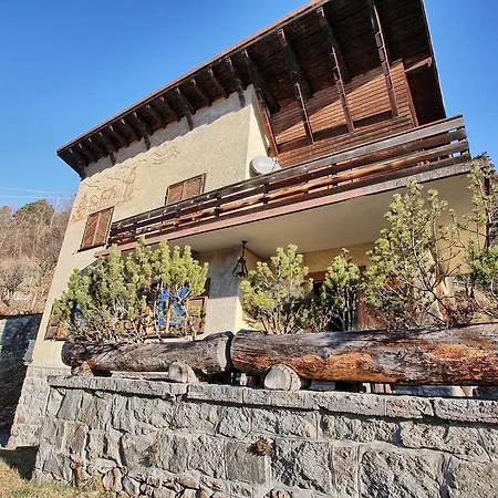 Chalet For Ski Lovers 别墅