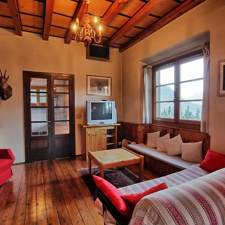 Chalet For Ski Lovers 别墅 *